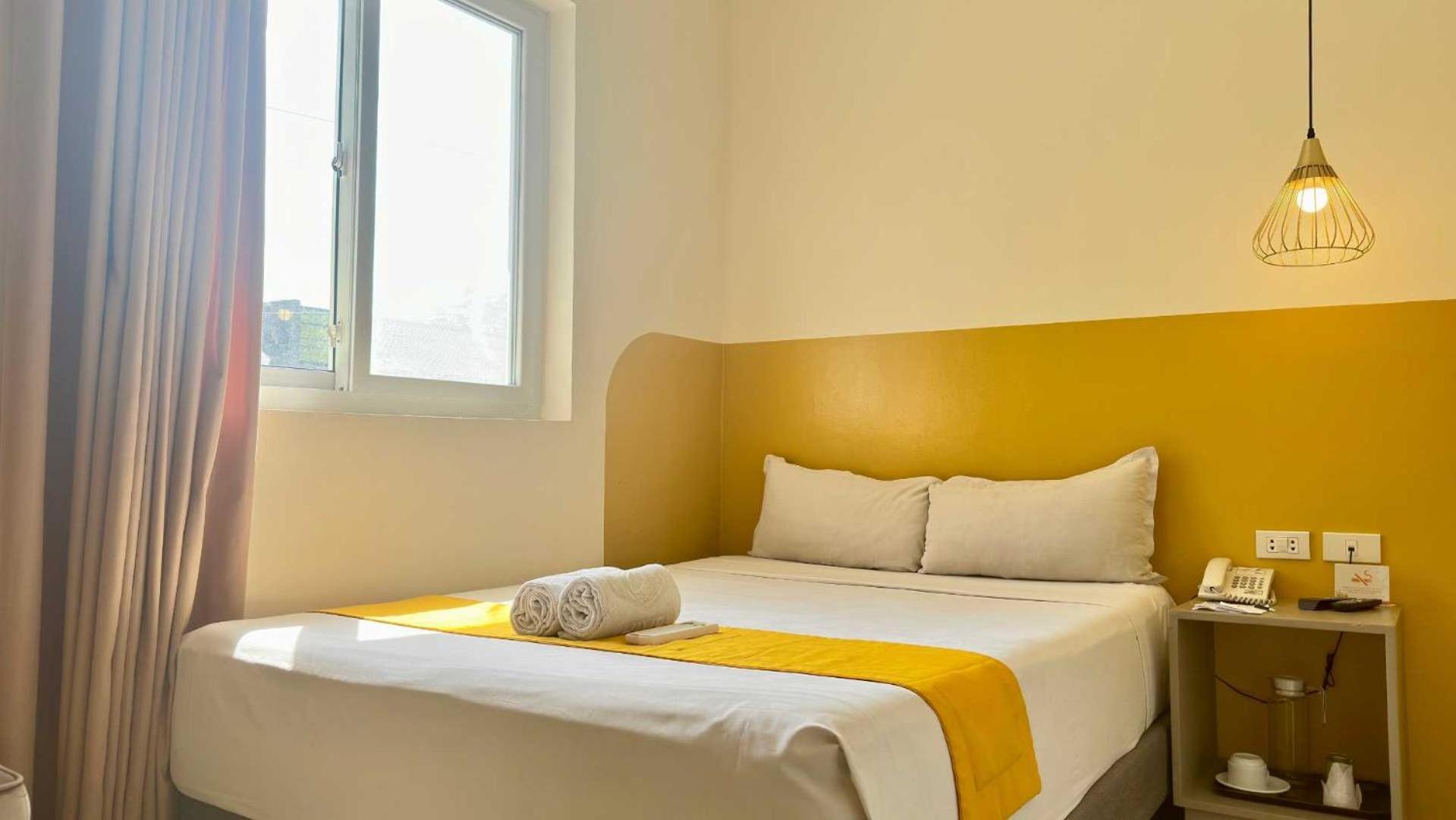 Travelbee Capitol Inn Cebu Екстер'єр фото