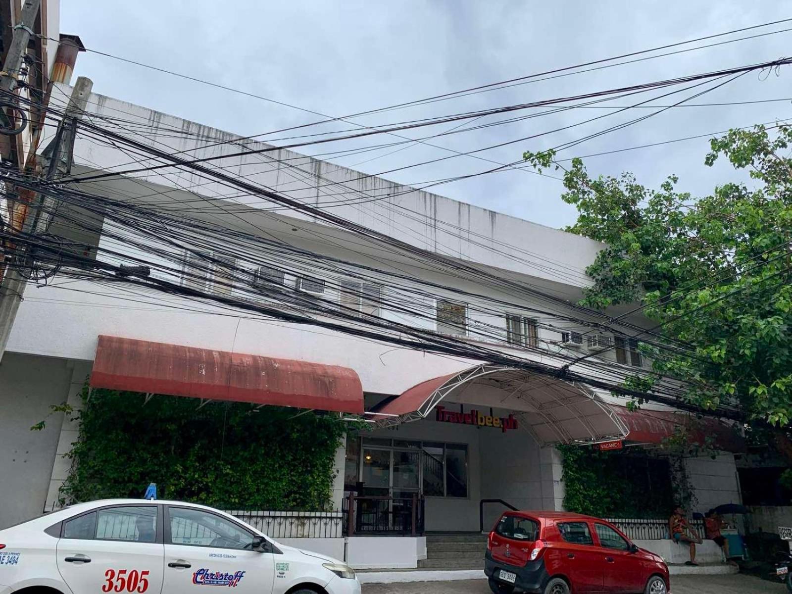 Travelbee Capitol Inn Cebu Екстер'єр фото